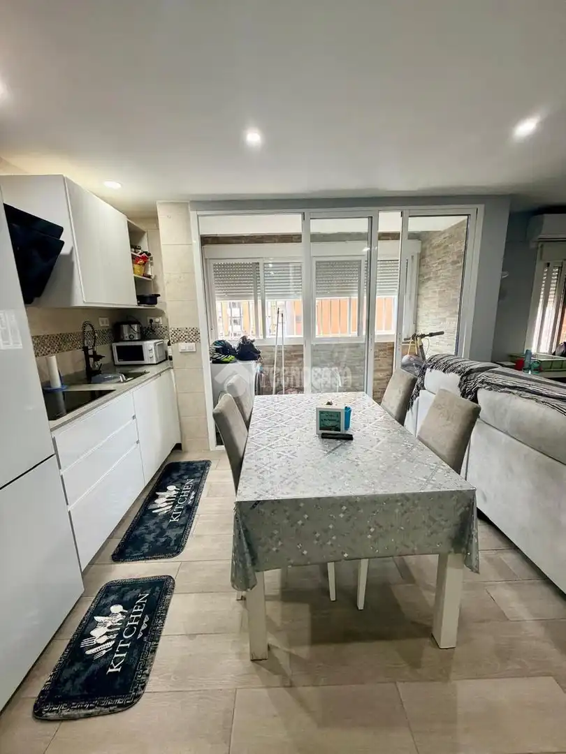 Piso en venta en Sevilla con Aire acondicionado, Calefacción y Terraza