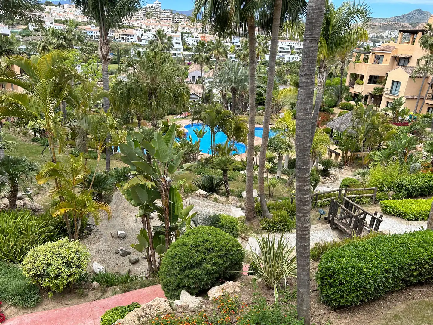 Jardí de Apartament de lloguer en Estepona amb Aire condicionat, Moblat i Internet