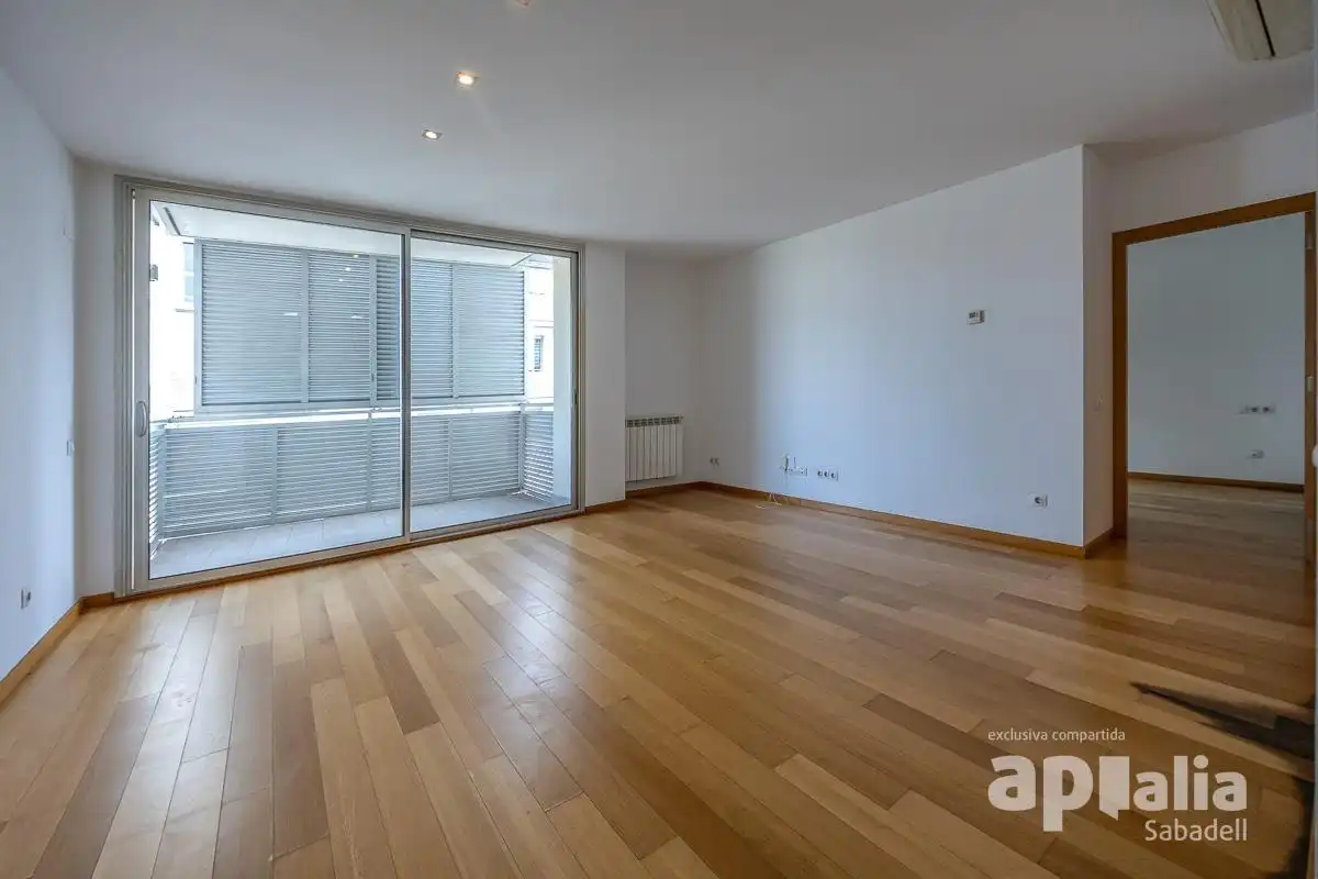 Wohnzimmer von Wohnung zum Verkauf in Sabadell mit Heizung und Abstellraum