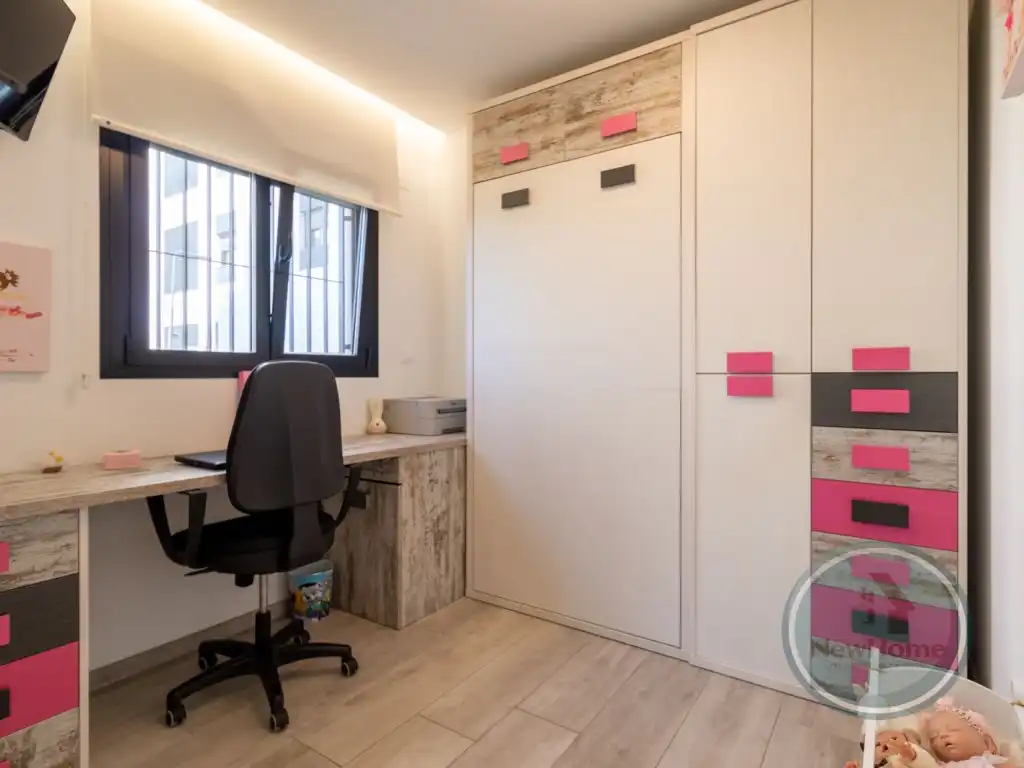 Wohnung zum Verkauf in Calle Gral Gutierrez Mellado, El Travaló - Martínez Valero