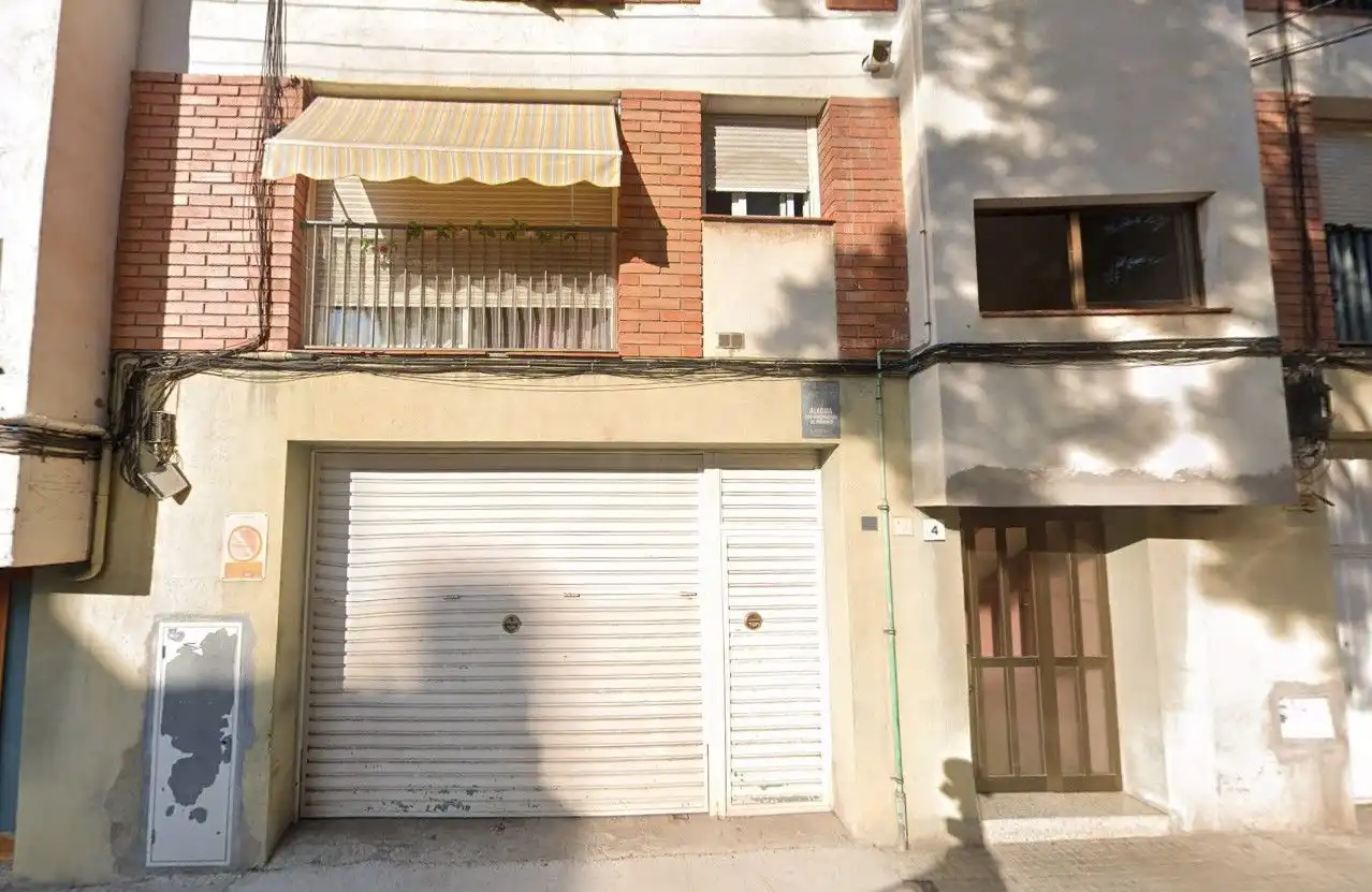 Vista exterior de Pis en venda en Molins de Rei, Barcelona