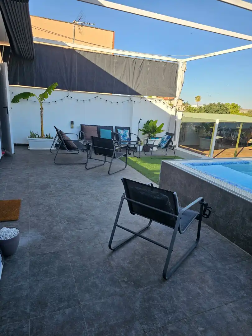 Terraza de Casa o chalet en venta en Dos Hermanas con Aire acondicionado, Calefacción y Jardín privado