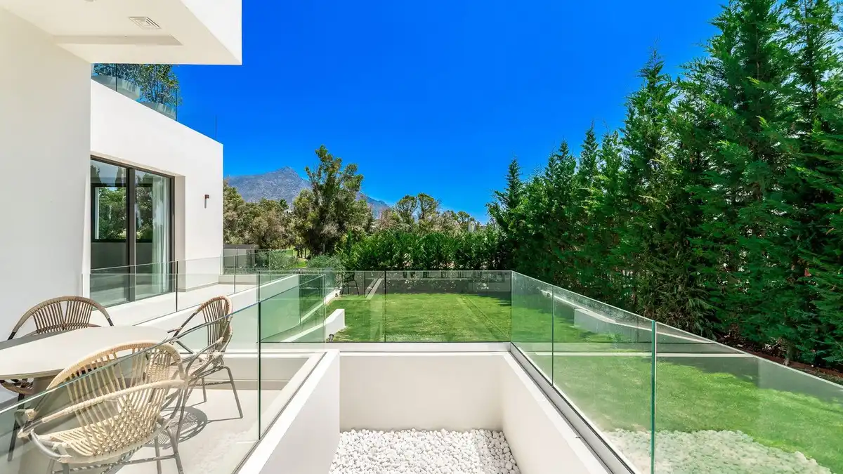 Xalet amb piscina en venda a Nueva Andalucía