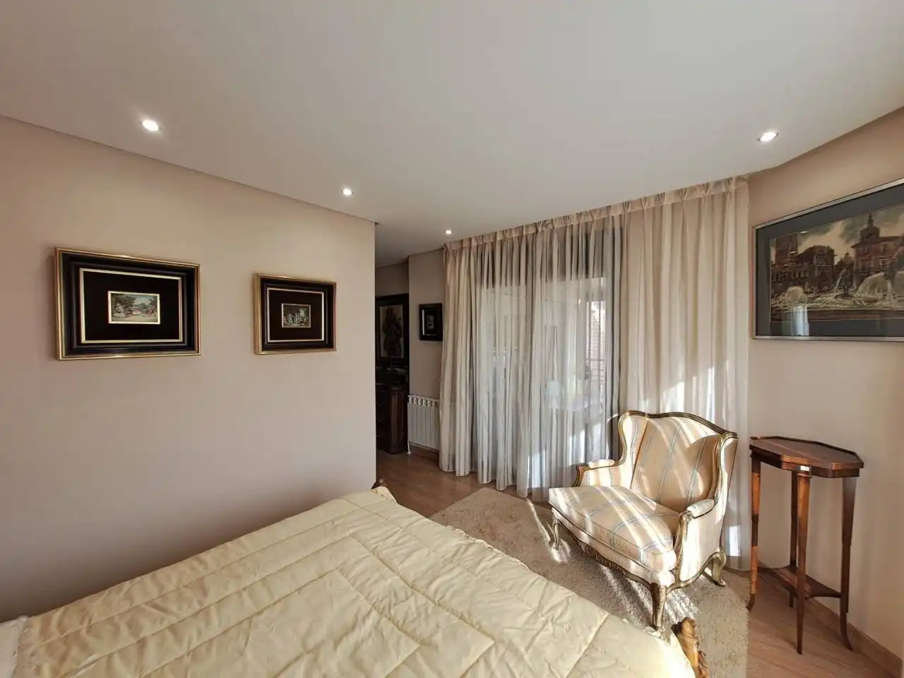 Habitación de Casa adosada en venta en Castrillo del Val con Calefacción, Jardín privado y Parquet