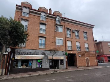 Doble con ascensor en venta en Medina del Campo