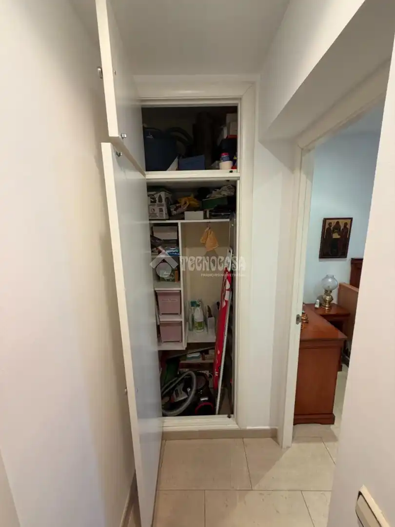 Flat for sale in Madrid  with Air Conditioner and Heating
