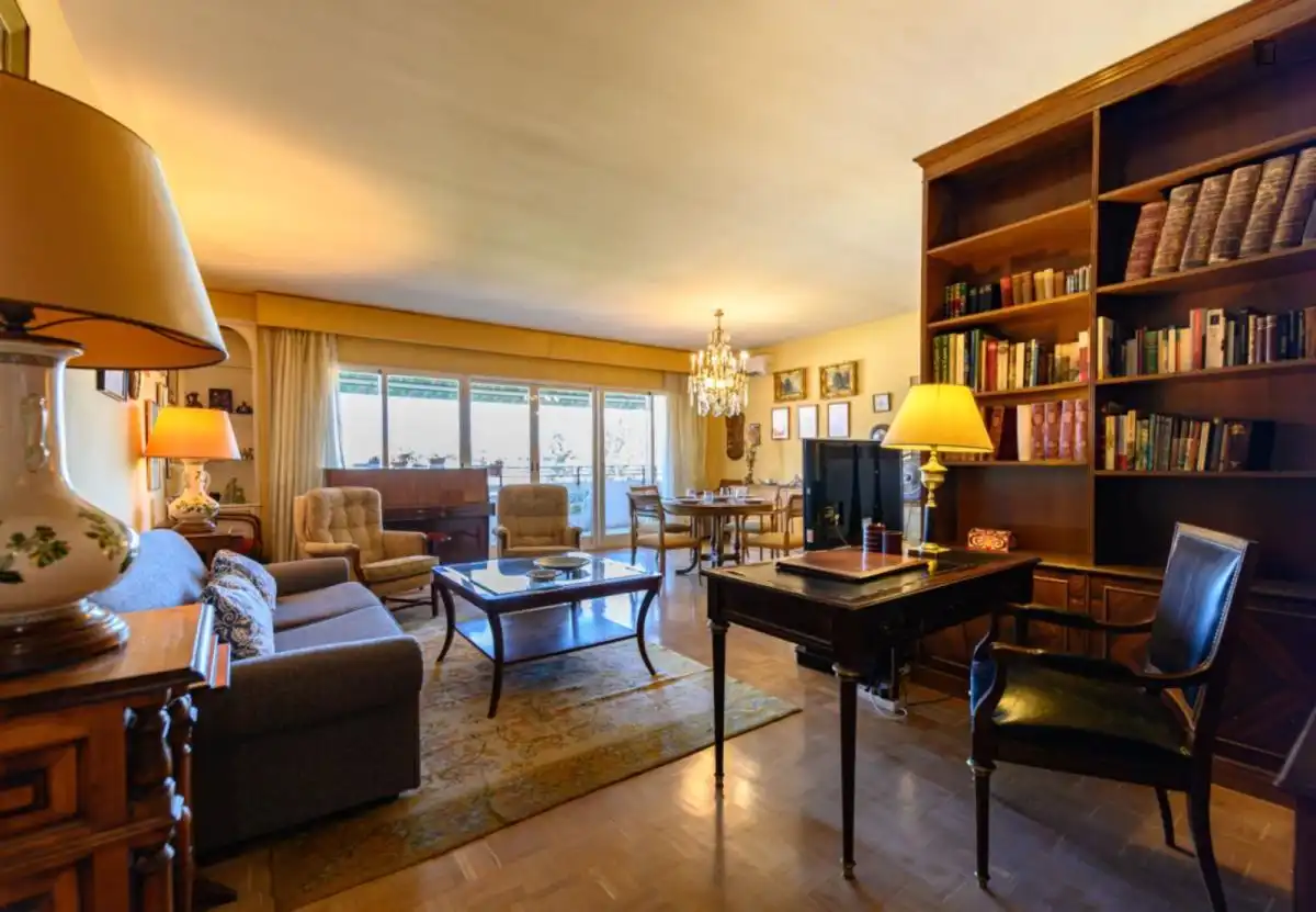 Sala d'estar de Apartament de lloguer en Madrid amb Aire condicionat, Moblat i Forn