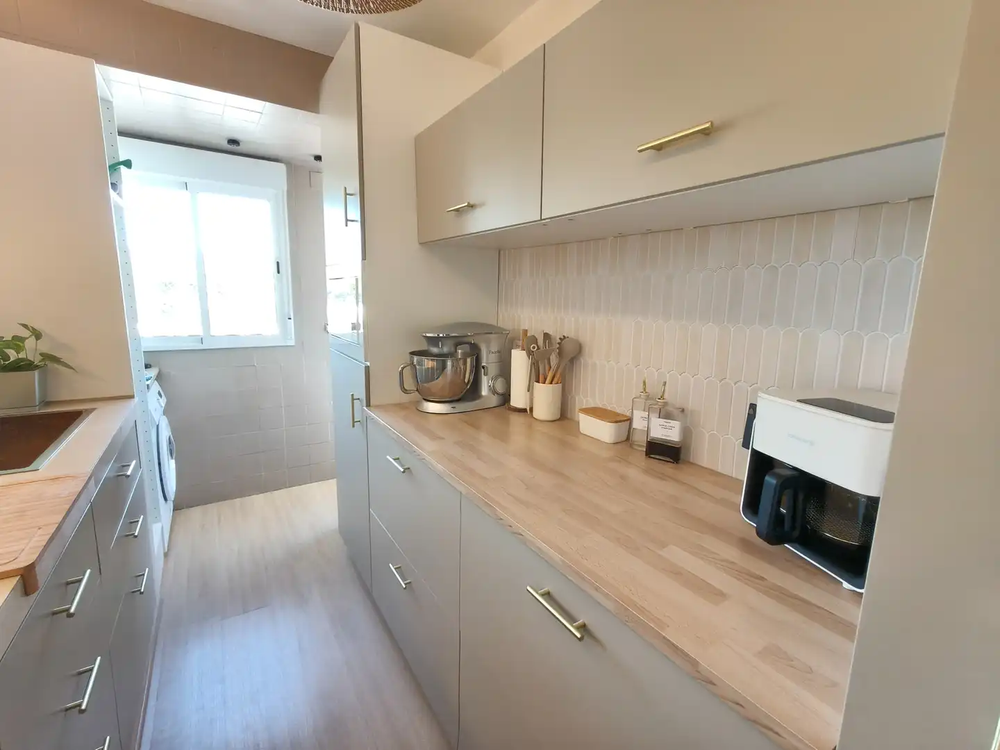 Kitchen of Flat for sale in Alborache  with Balcony