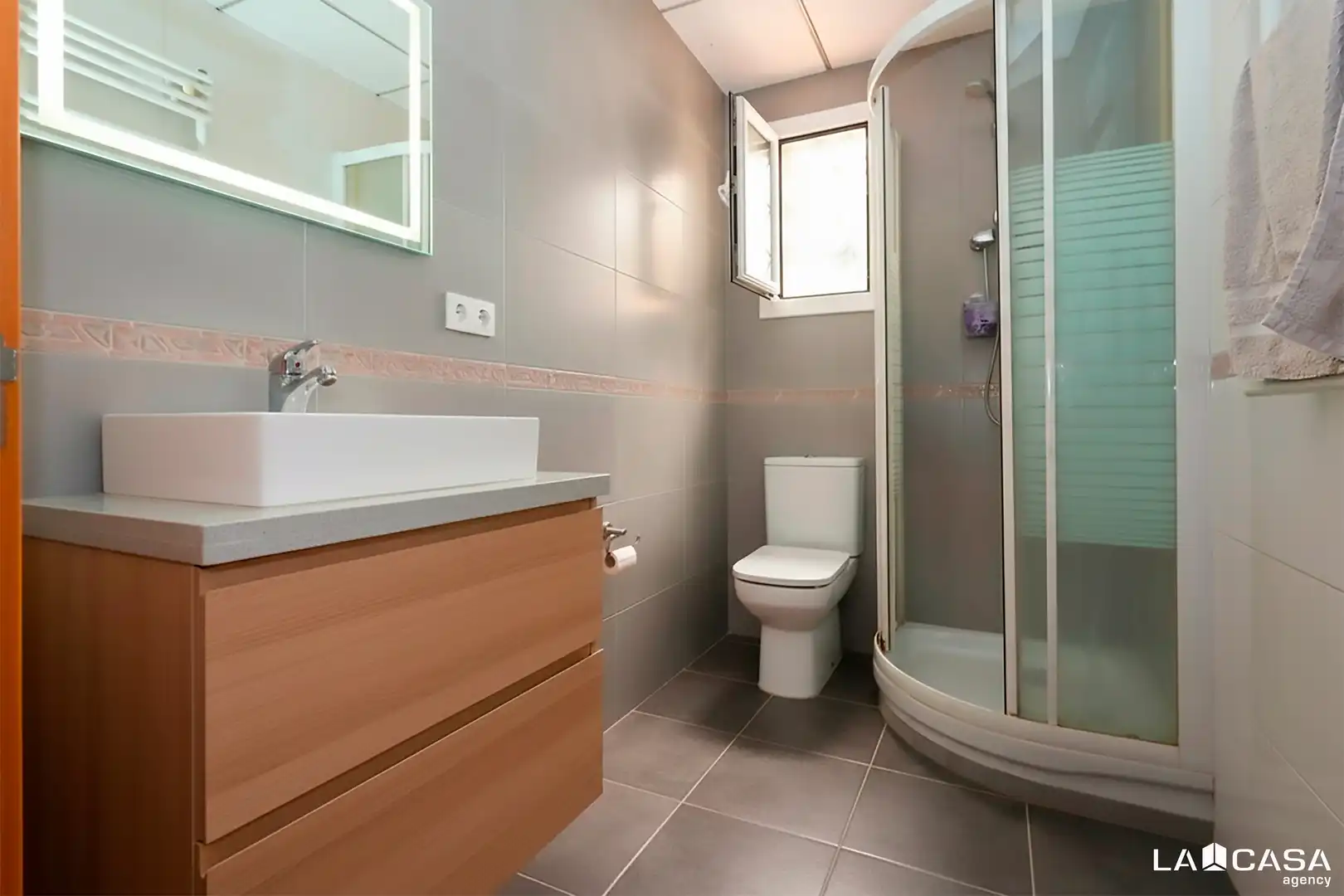 Local comercial en venda a Collblanc - La Torrassa, imagen 53