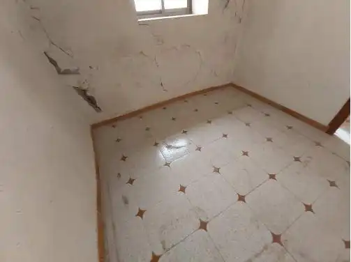 Casa adosada en venda en Guadix
