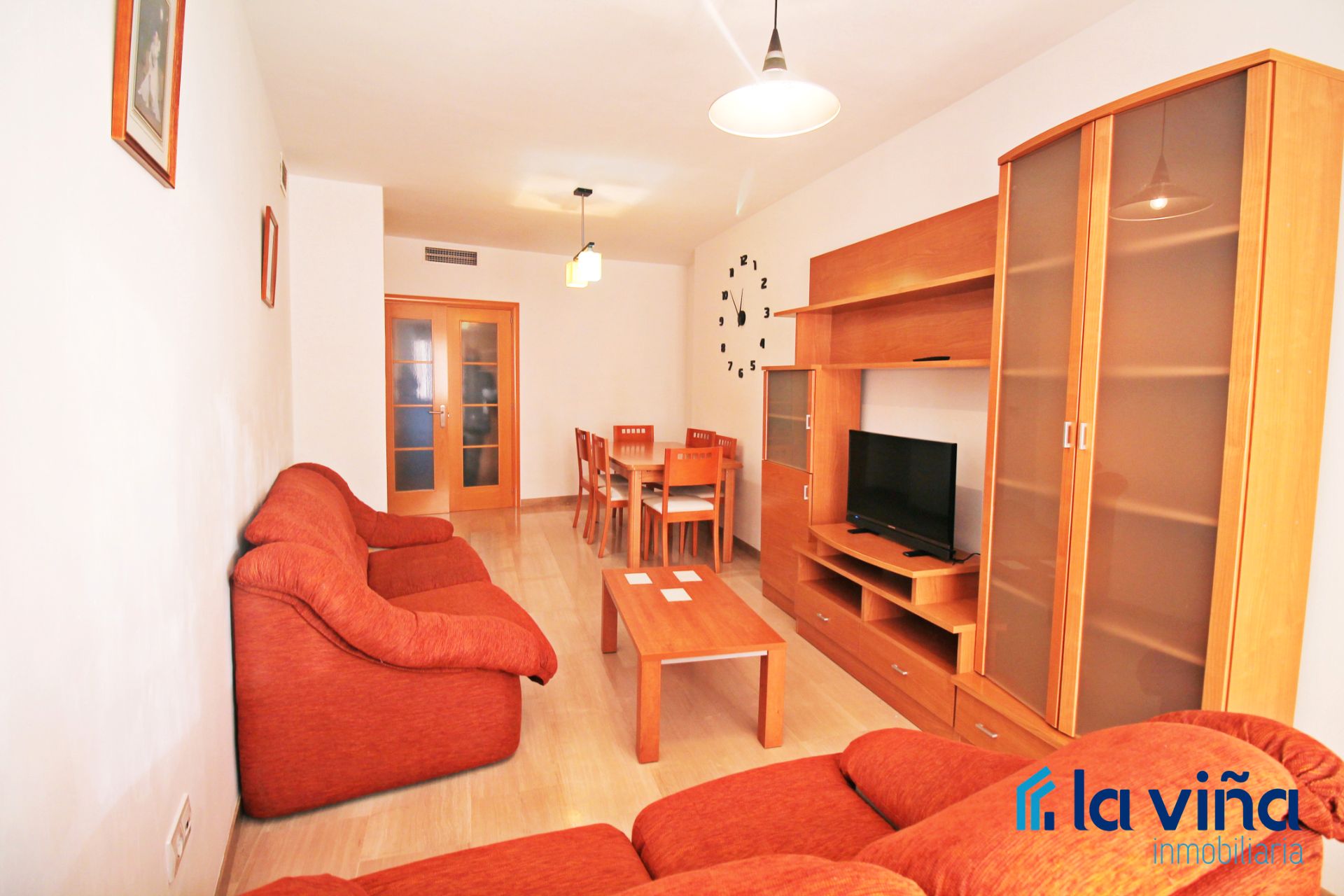 Living room of Flat for sale in Villanueva de Algaidas  with Air Conditioner, Furnished and Balcony