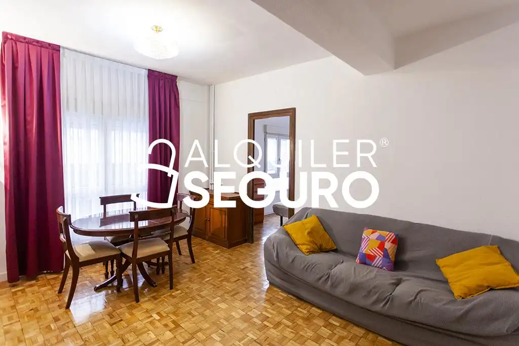 Wohnzimmer von Wohnung zur Miete in Madrid mit Heizung und Möbliert