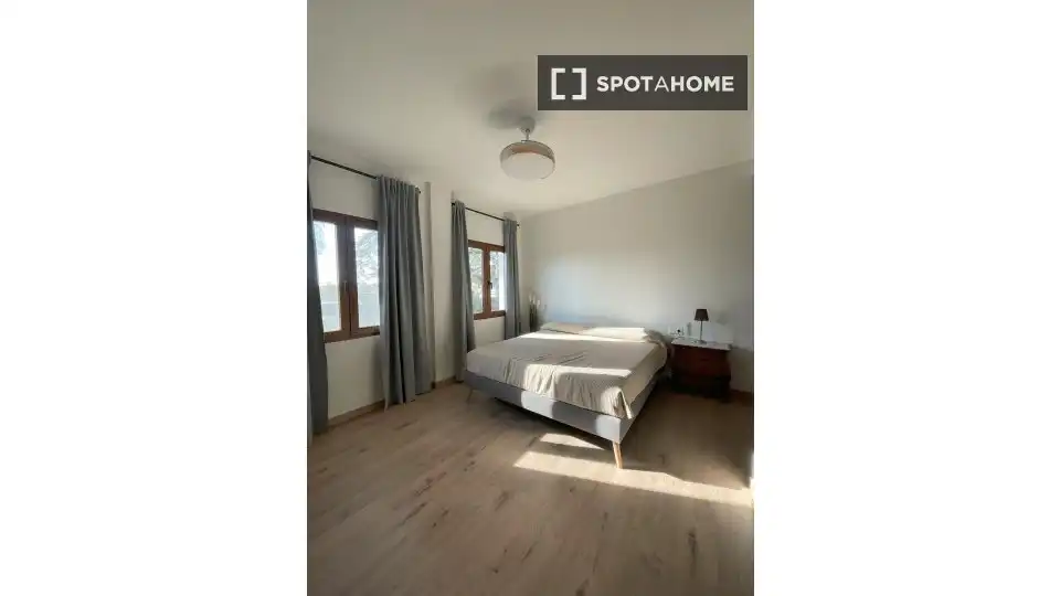 Bedroom of Flat for rent in Bétera  with Air Conditioner, Heating and Furnished
