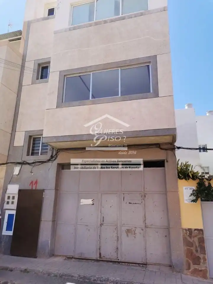 Edificio en venta en Calle Santo Tomás de Aquino, Sardina