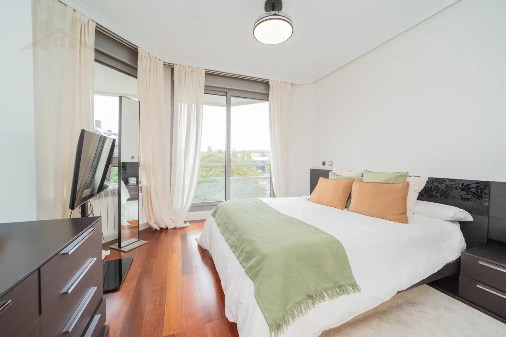 Habitación de Piso en venta en Zona Monte El Pilar