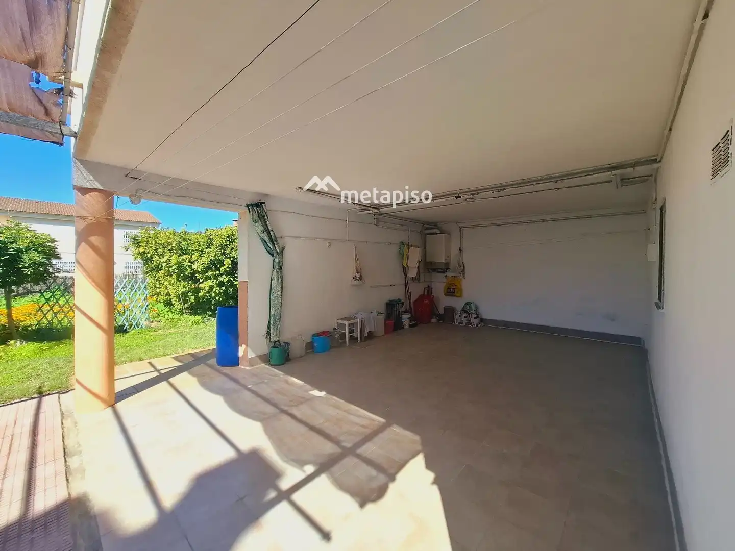 Aparcament de Casa o xalet en venda en Calafell amb Aire condicionat, Calefacció i Terrassa
