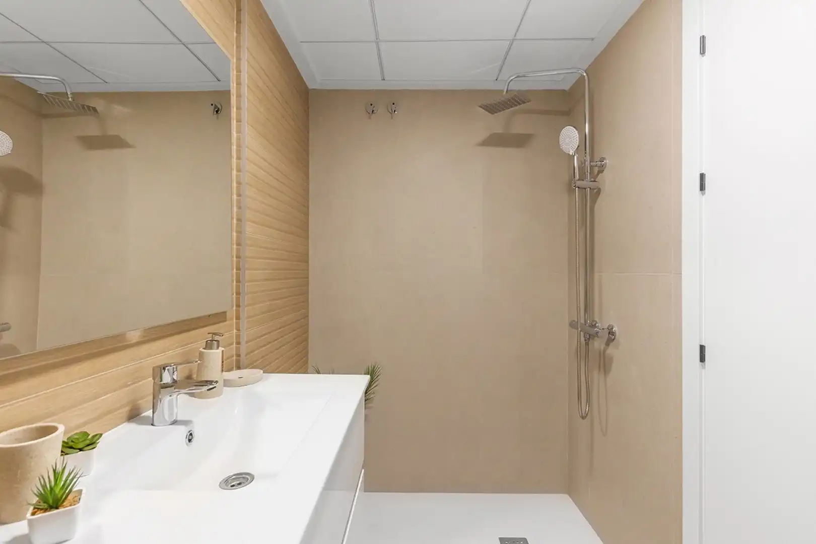 Appartamento con terrazza in vendita a Center, imagen 38