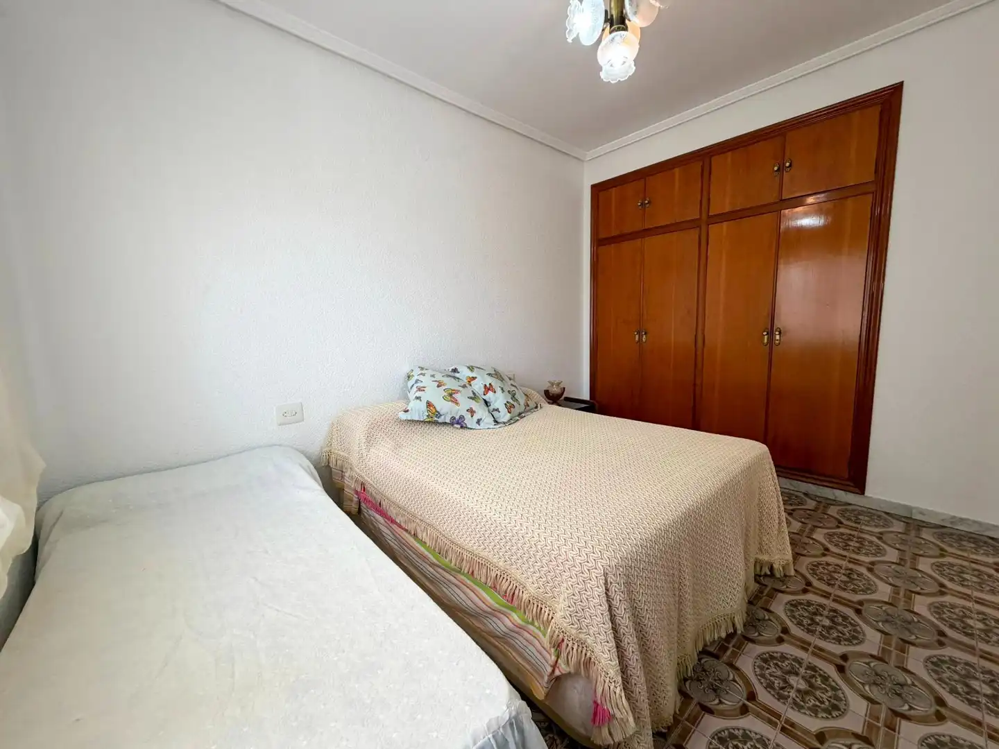 Habitación de Casa o chalet en venta en Torrent con Jardín privado, Terraza y Trastero
