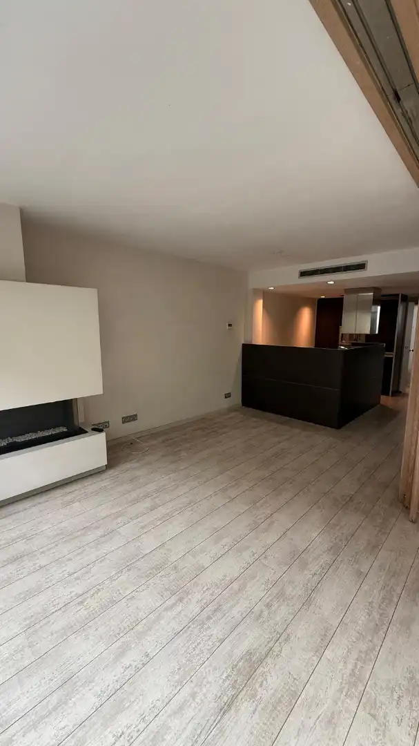 Piso de alquiler en Santa Coloma de Gramenet con Aire acondicionado, Calefacción y Horno
