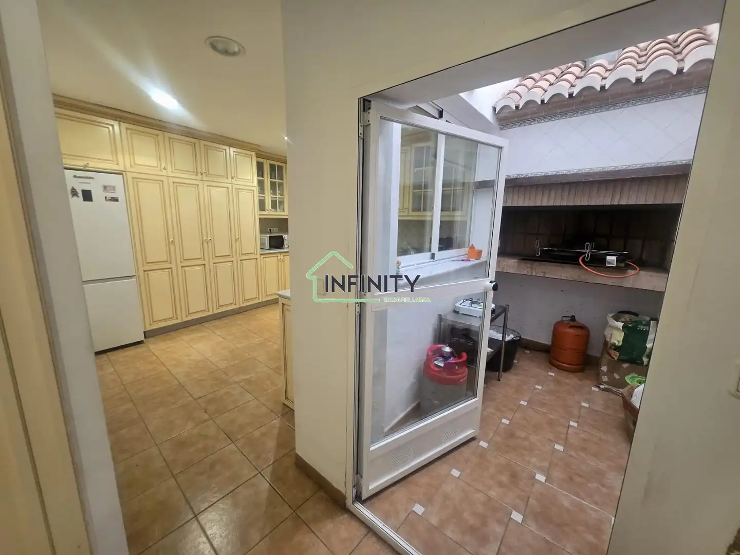 Küche von Haus oder Chalet zum Verkauf in La Font d'en Carròs mit Klimaanlage und Heizung
