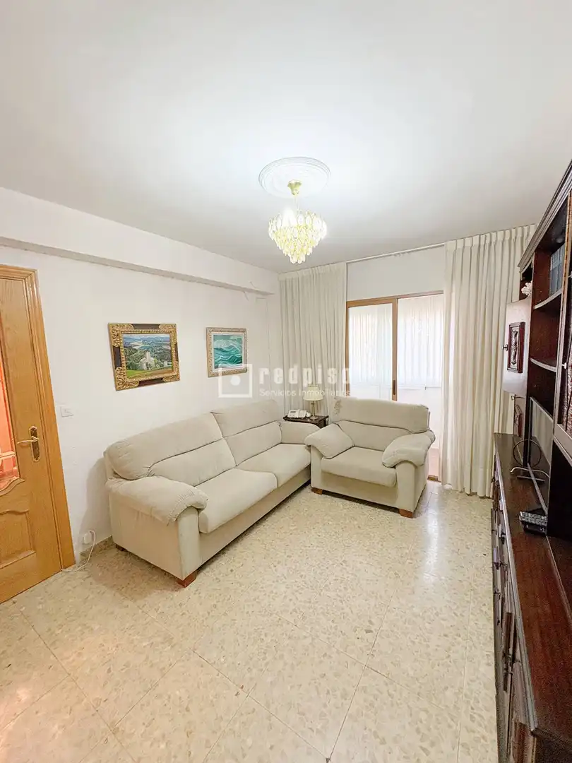 Piso con ascensor en venta en de Torrelaguna
