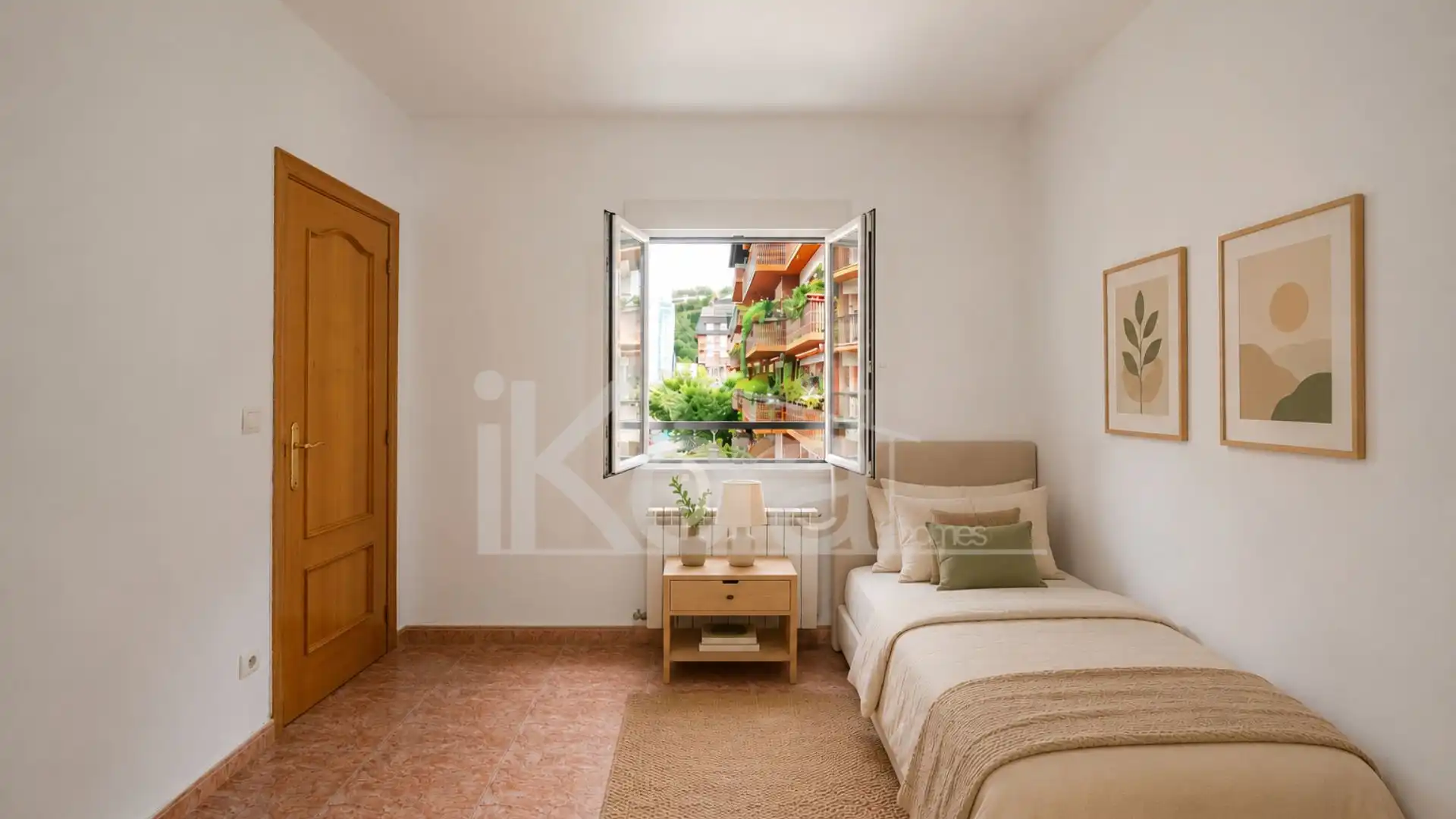 Bedroom of Flat for sale in Donostia - San Sebastián   with Heating, Storage room and Oven