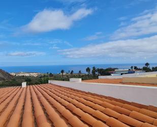 Exterior view of Attic for sale in Santa Úrsula  with Parquet flooring, Terrace and Storage room