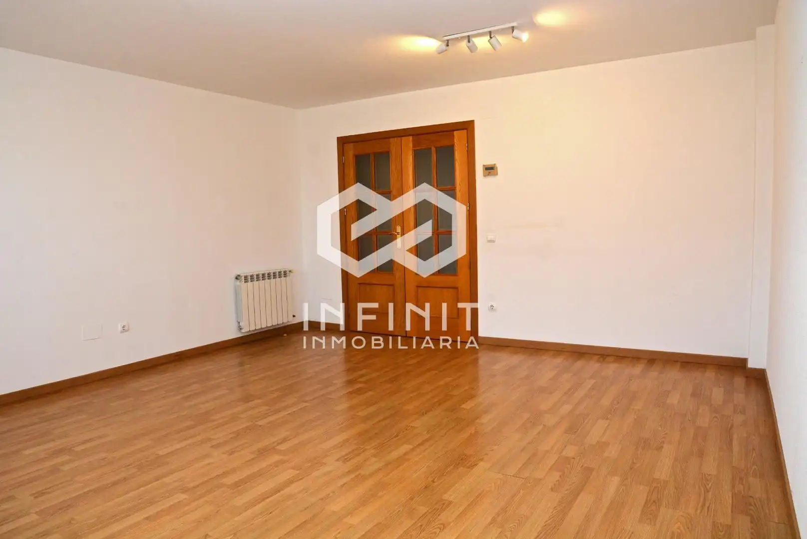Sala de estar de Piso en venta en Guadalajara con Calefacción, Terraza y Trastero