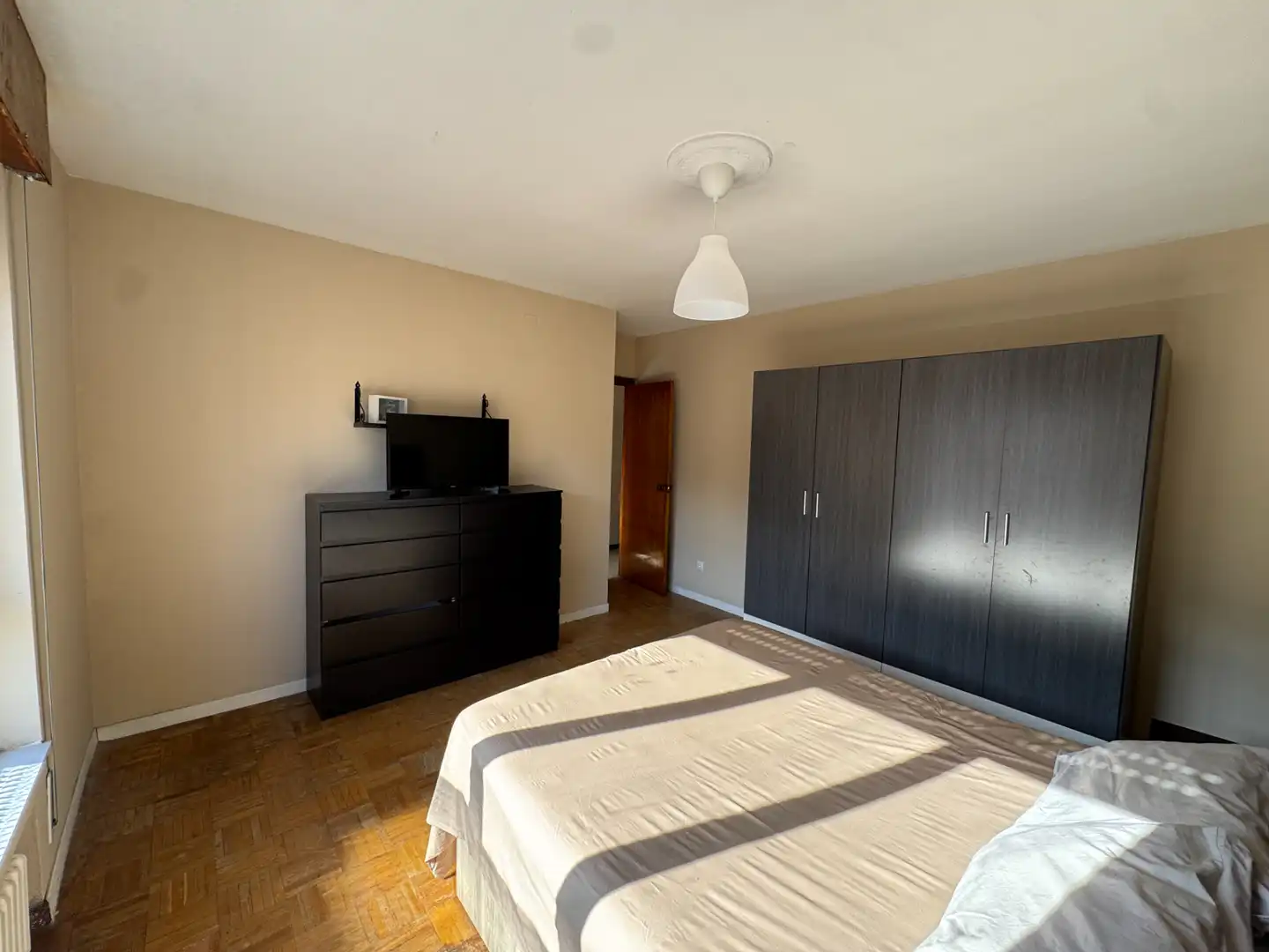 Bedroom of Flat for sale in Lena  with Heating, Terrace and Oven