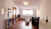 Sala d'estar de Àtic en venda en Telde amb Terrassa, Traster i Balcó