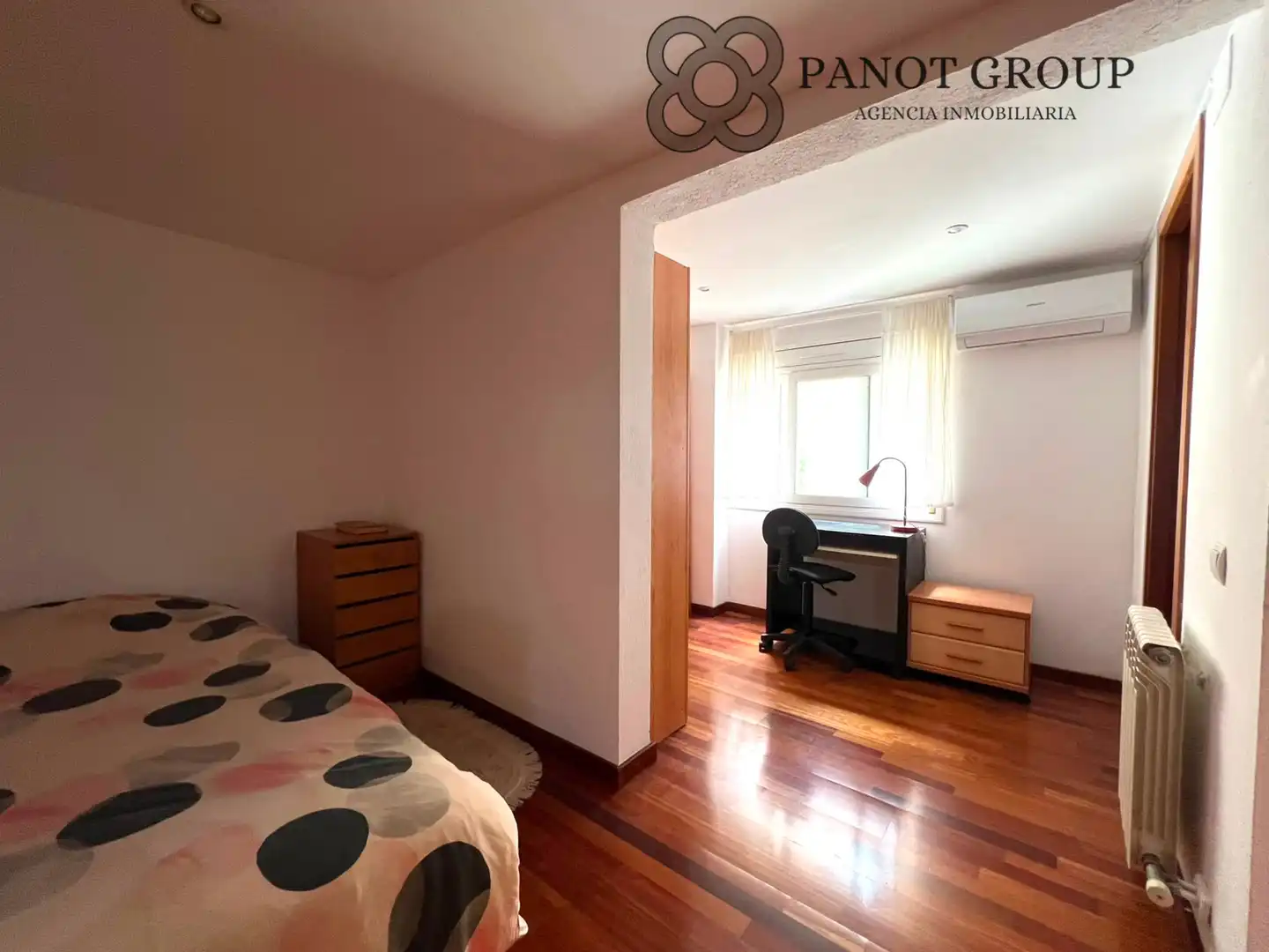 Habitación de Dúplex en venta en Barcelona con Aire acondicionado, Calefacción y Terraza