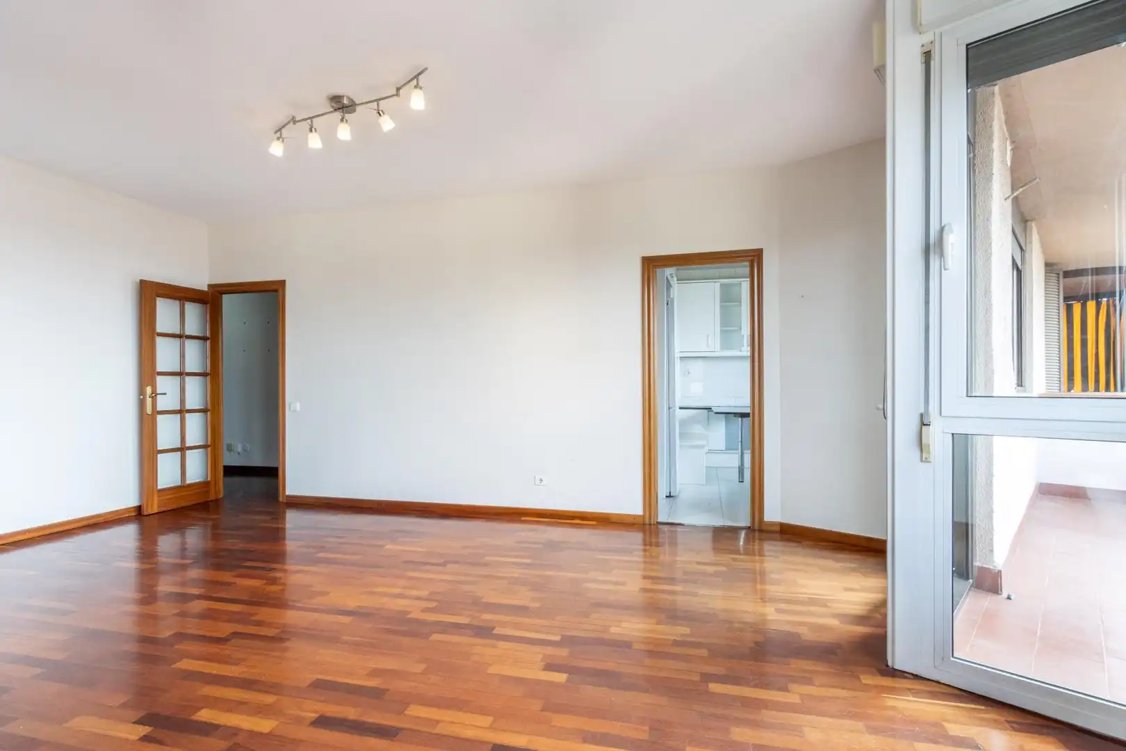 Attic for sale in Sabadell  with Air Conditioner, Heating and Parquet flooring