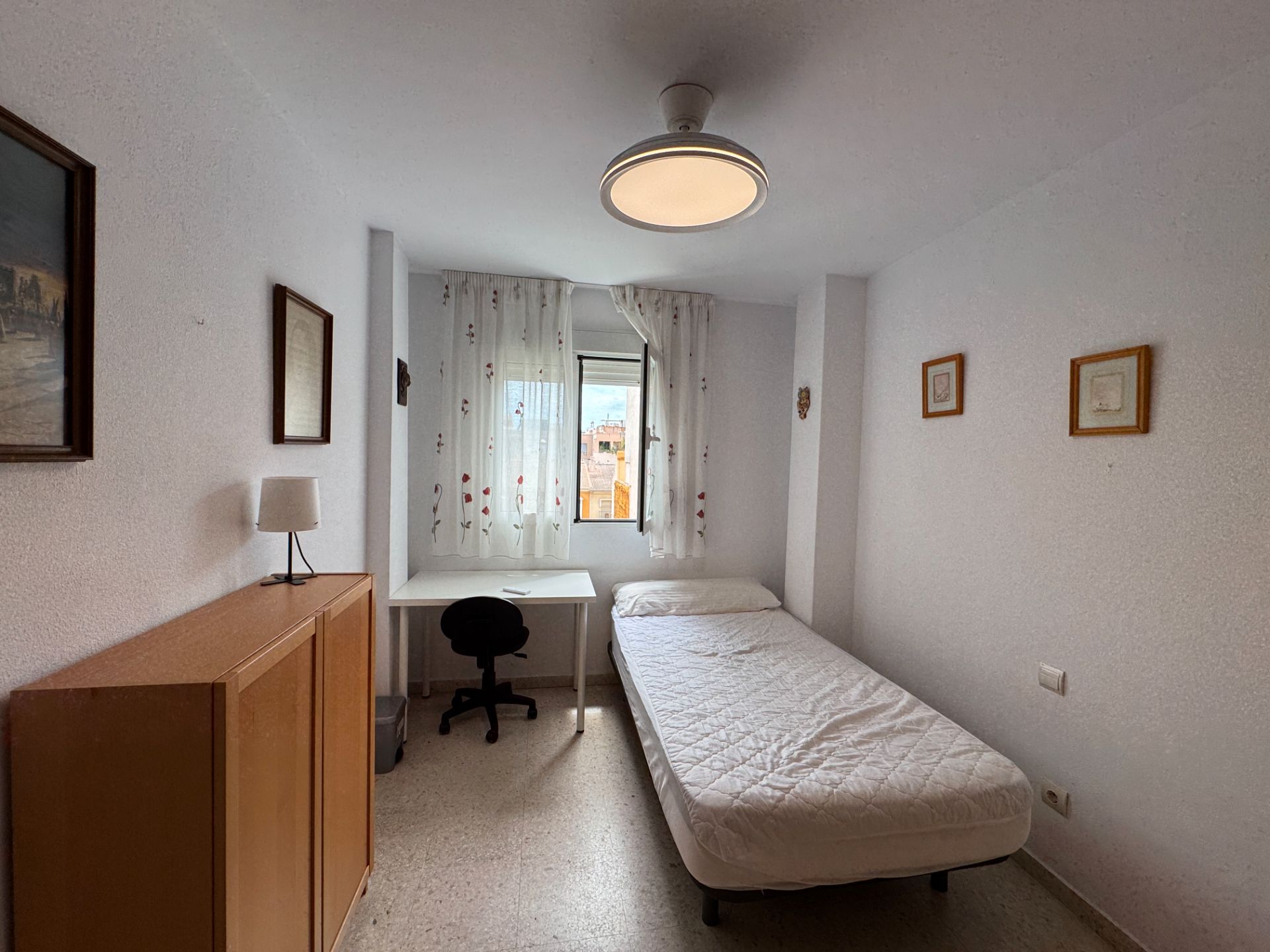 Bedroom of Apartment to rent in Málaga Capital  with Air Conditioner, Furnished and Microwave