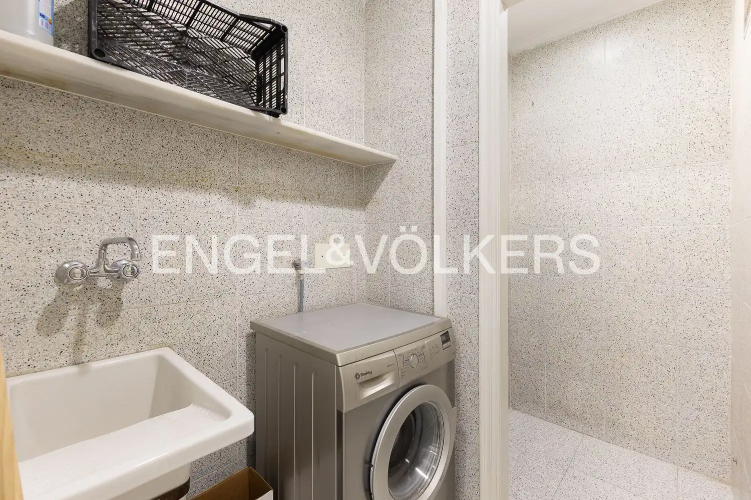 Küche von Wohnung zur Miete in Valencia mit Klimaanlage, Heizung und Parkett