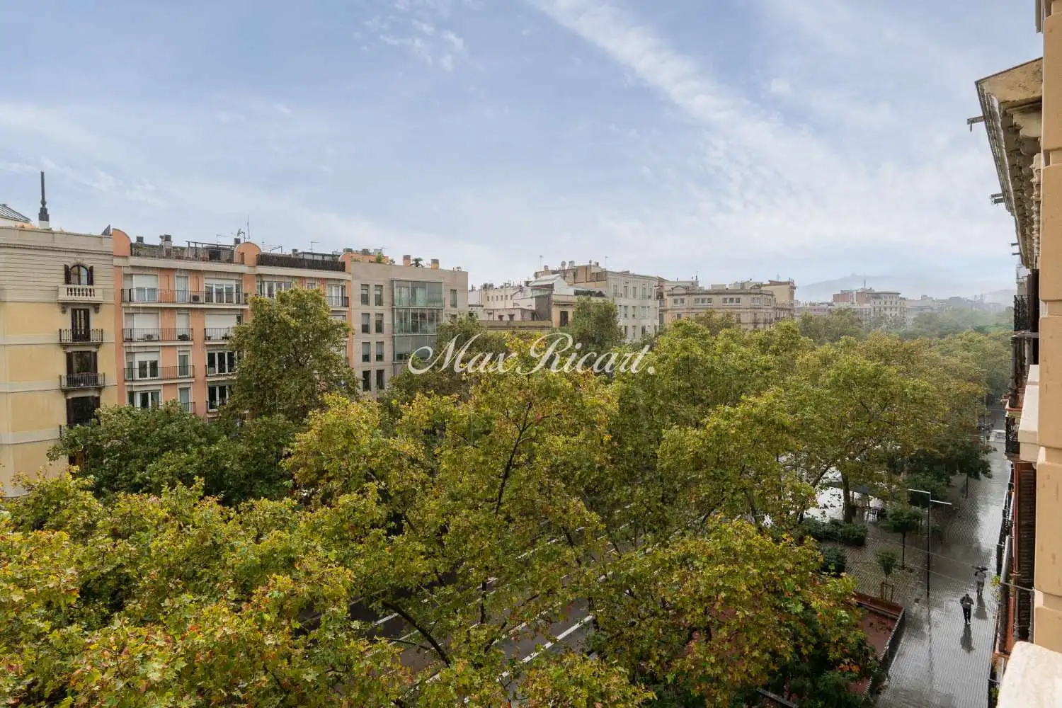 Vista exterior de Pis en venda en Eixample