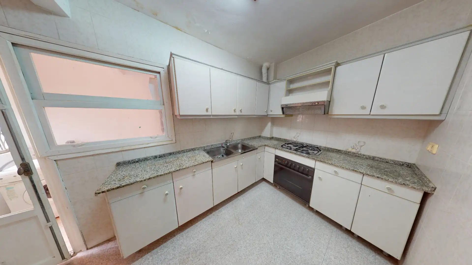 Kitchen of Flat for sale in Alicante / Alacant  with Balcony