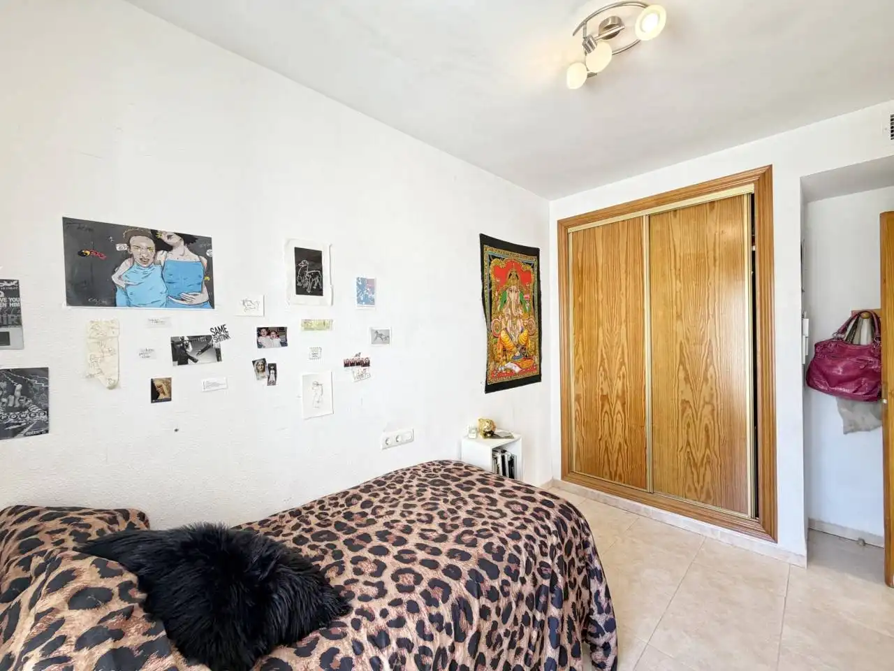 Habitación de Casa adosada en venta en Rincón de la Victoria con Aire acondicionado, Calefacción y Terraza