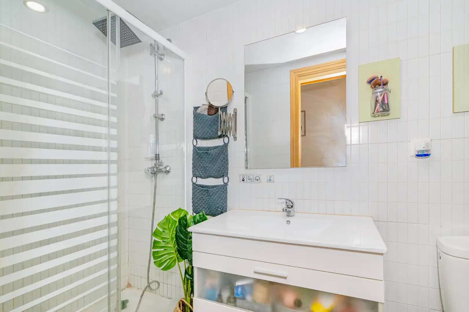 Badezimmer von Wohnung zum Verkauf in Pulianas mit Klimaanlage, Terrasse und Abstellraum
