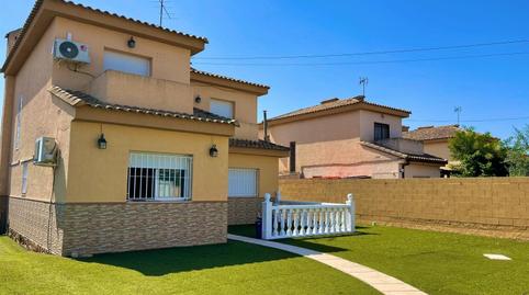 Photo 2 of House or chalet for sale in Calle de Pou del Marquès, El Paraíso - Los Almendros, L'Eliana