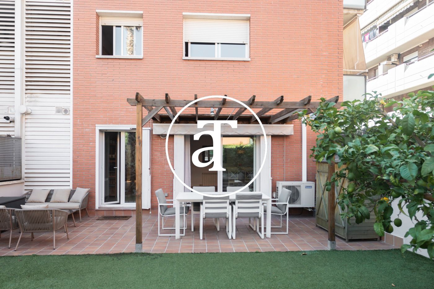Terrace of Planta baja to rent in Sant Joan Despí  with Air Conditioner, Heating and Private garden