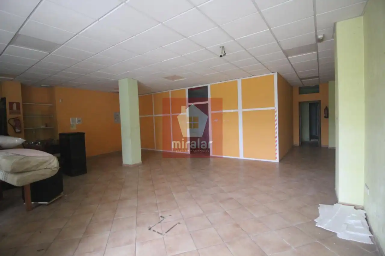 Local de alquiler en Mondariz