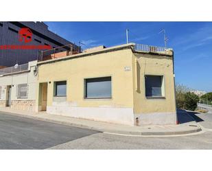 Vista exterior de Casa o xalet en venda en Amposta amb Terrassa i Traster