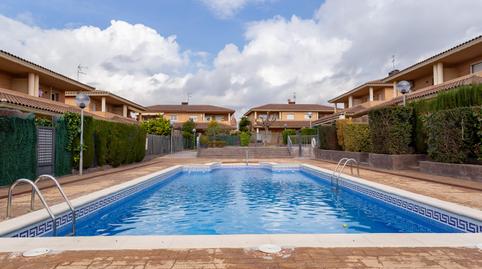 Foto 3 de Casa adosada en venda a Els Ametllers, Tarragona