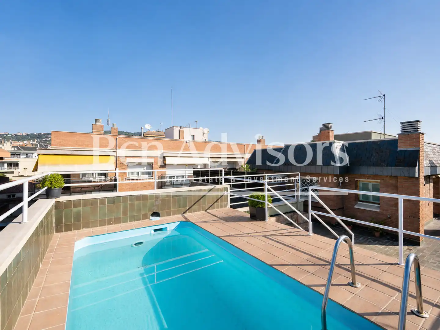 Piscina de Àtic en venda en Barcelona amb Aire condicionat, Calefacció i Parquet