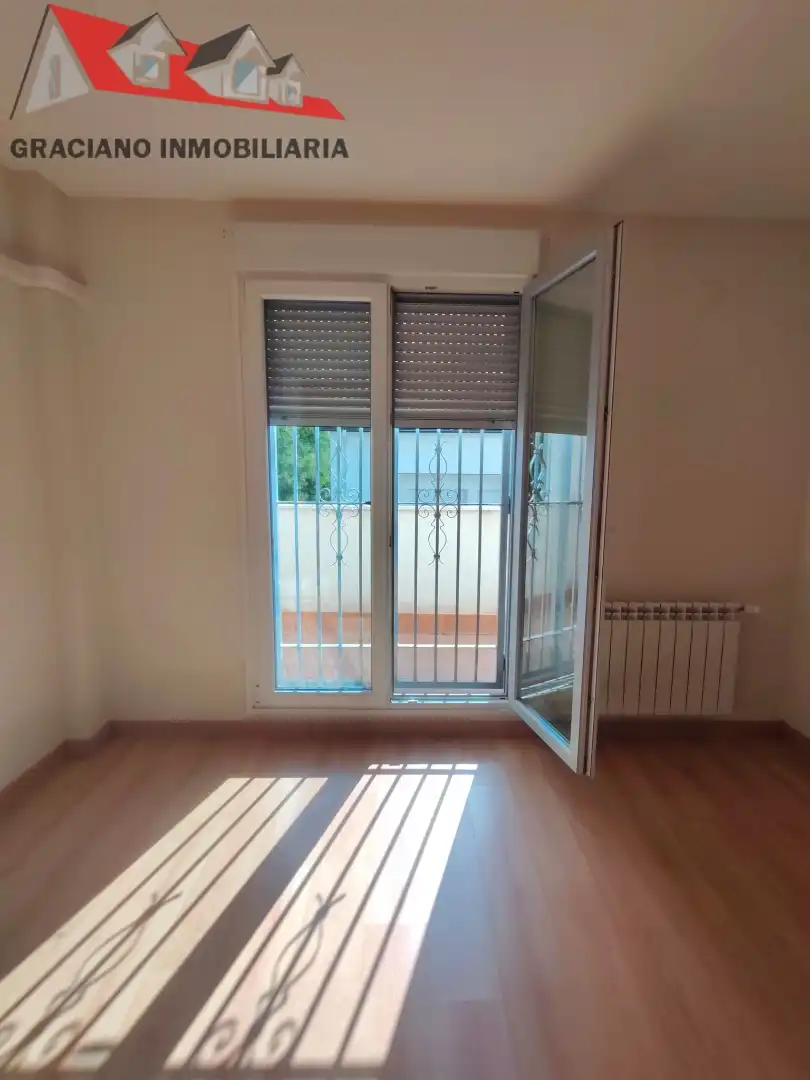 Adossat amb terrassa en venda a Facultad de Medicina, imagen 16