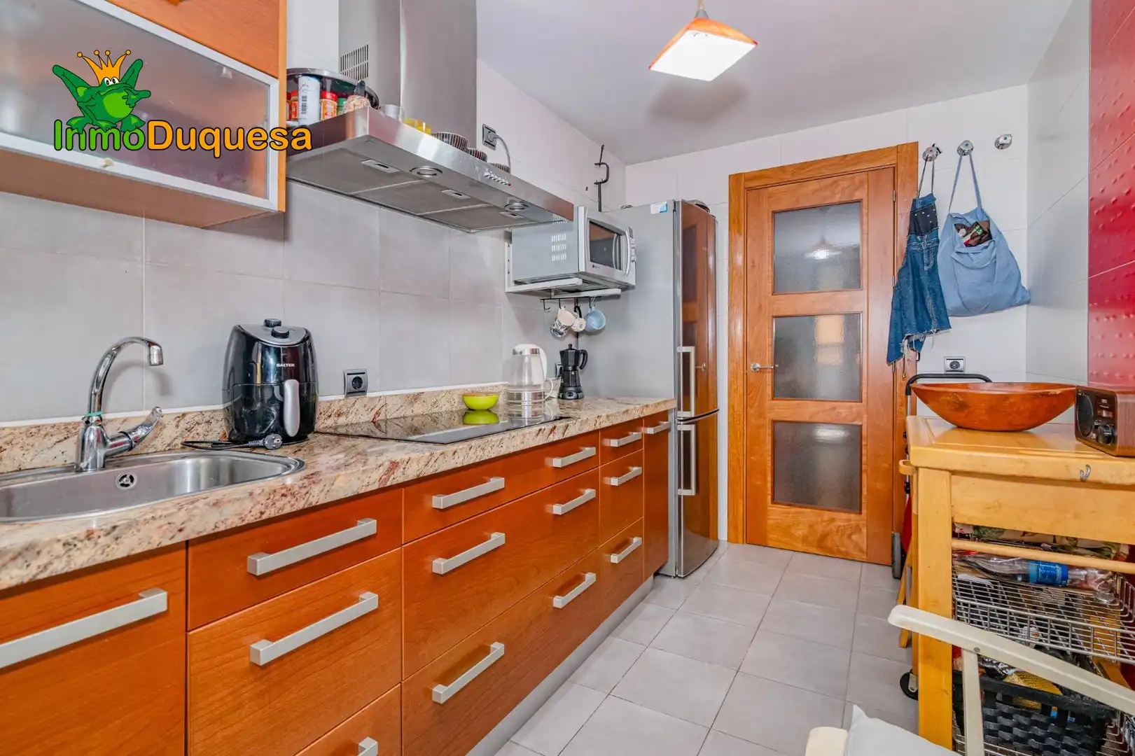 Cocina de Piso en venta en Granada con Aire acondicionado, Calefacción y Jardín privado