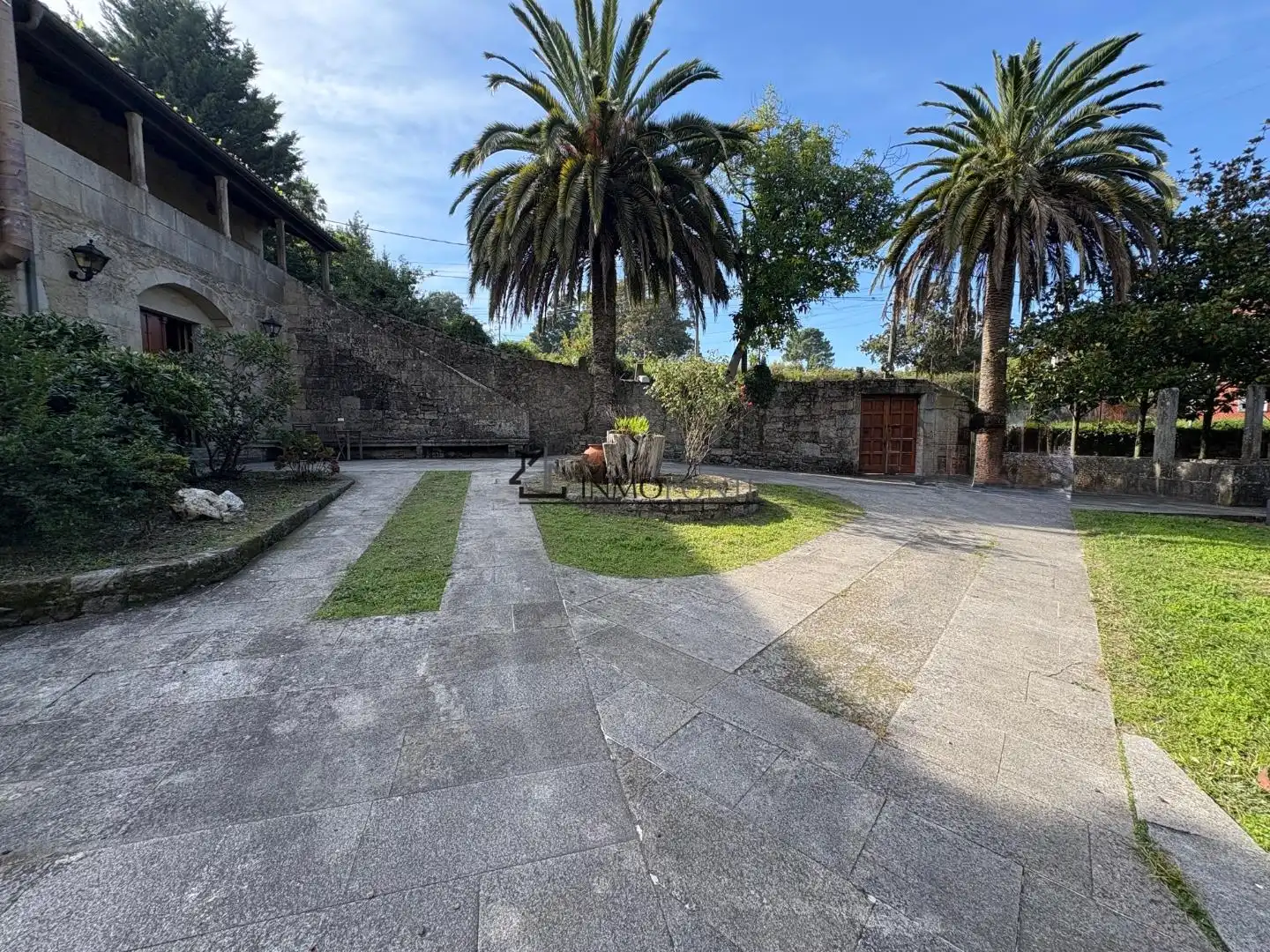 Jardí de Casa o xalet en venda en Pontevedra Capital  amb Jardí privat