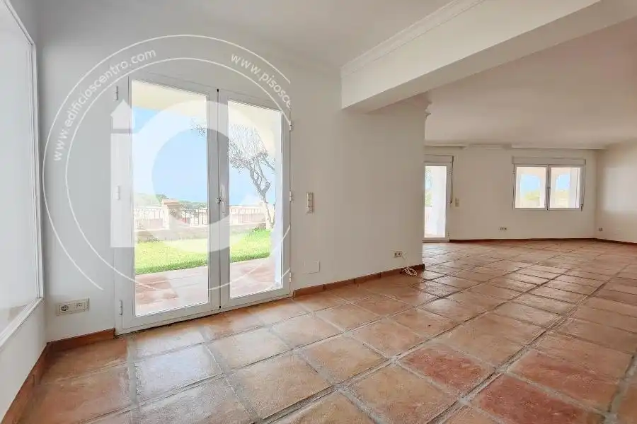 Chalet con piscina en venta en marina del este, imagen 45