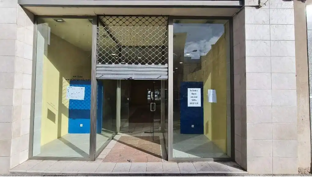 Local de alquiler en  Logroño con Aire acondicionado