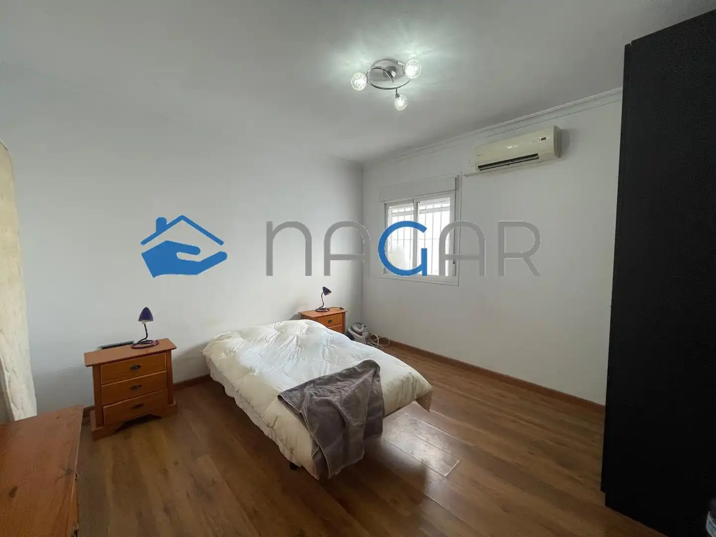 Bedroom of Houses for sale in La Línea de la Concepción  with Air Conditioner, Terrace and Furnished